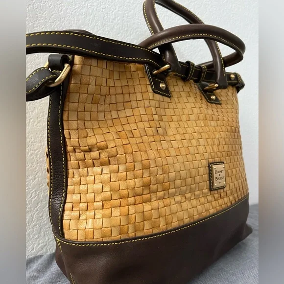 Dooney & Bourke Woven Leather Brown T’moro trim Chelsea satchel - Picture 7 of 13